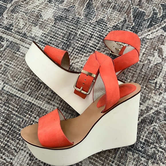 TOPSHOP Suede Platform Wedge Heels - Picture 4 of 8